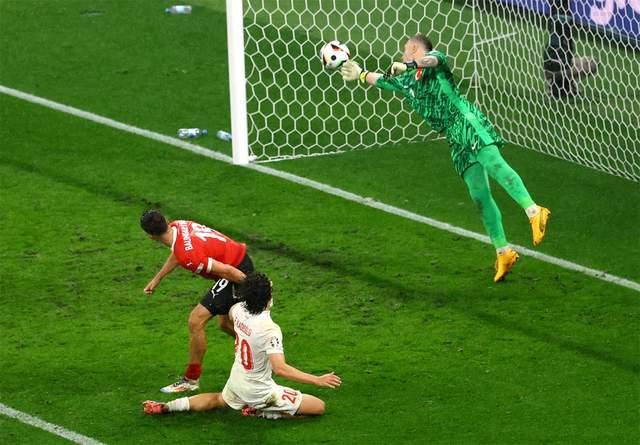 关于球星爆发！欧洲杯赛场再现神级操作的信息