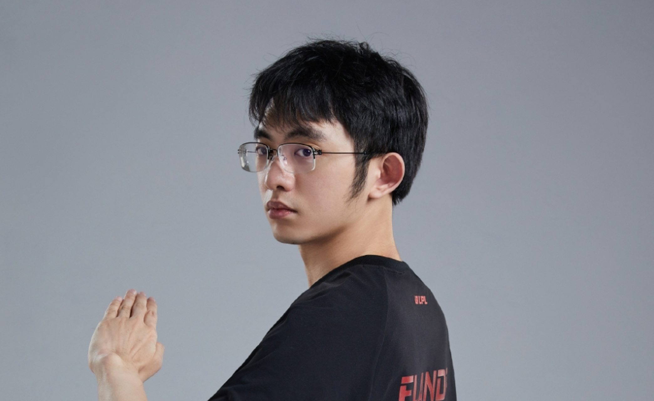 LPL球员突破自我，表现堪称完美的简单介绍