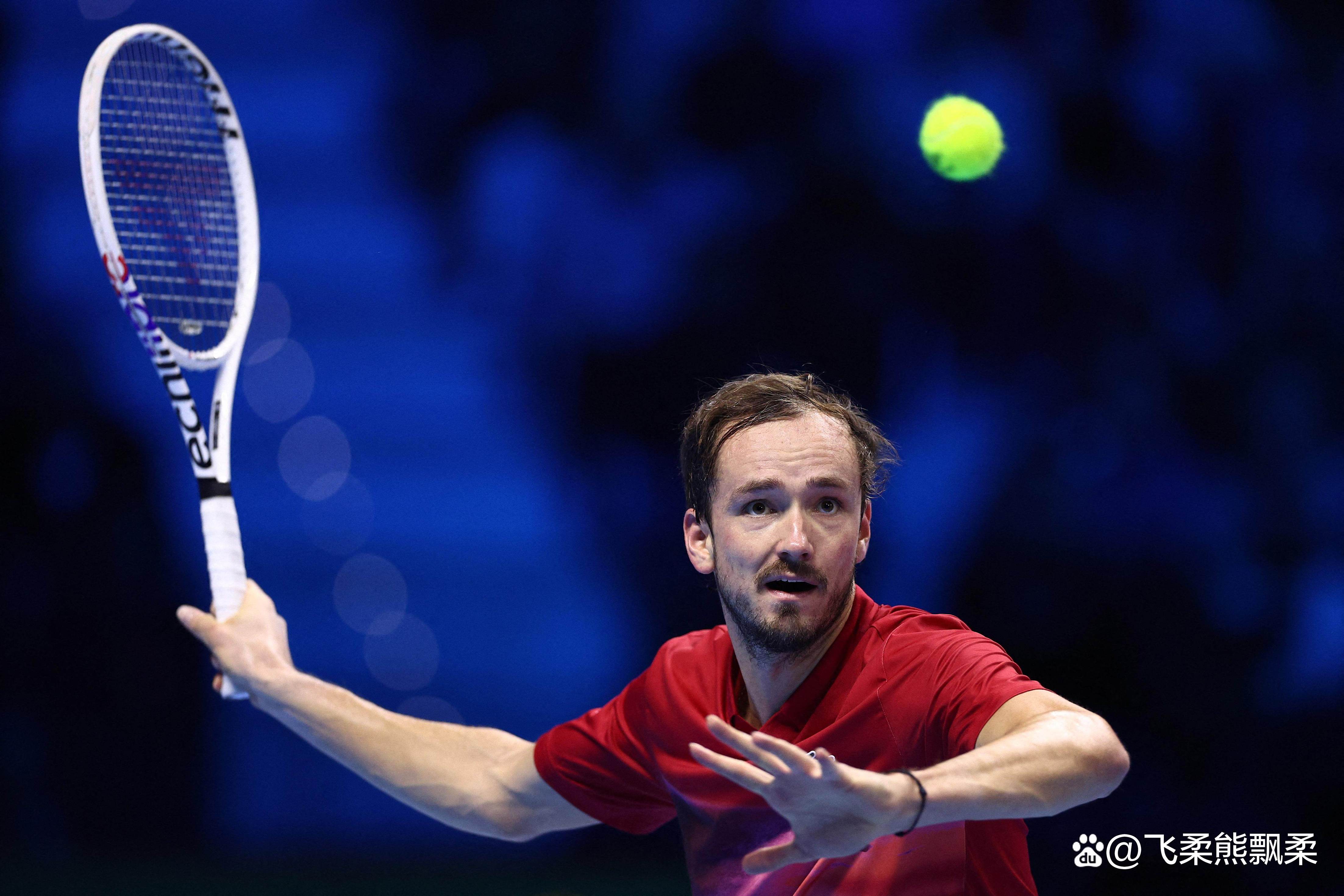 温网险胜澳网，梅德韦杰夫状态火热的简单介绍