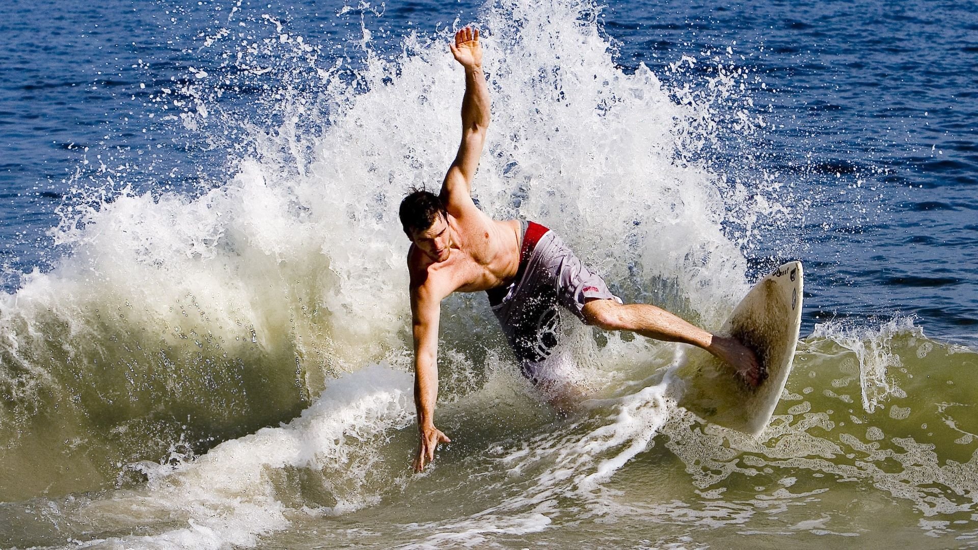 改写历史的1.2秒,当中国伊布在时空裂隙中锁死那不勒斯