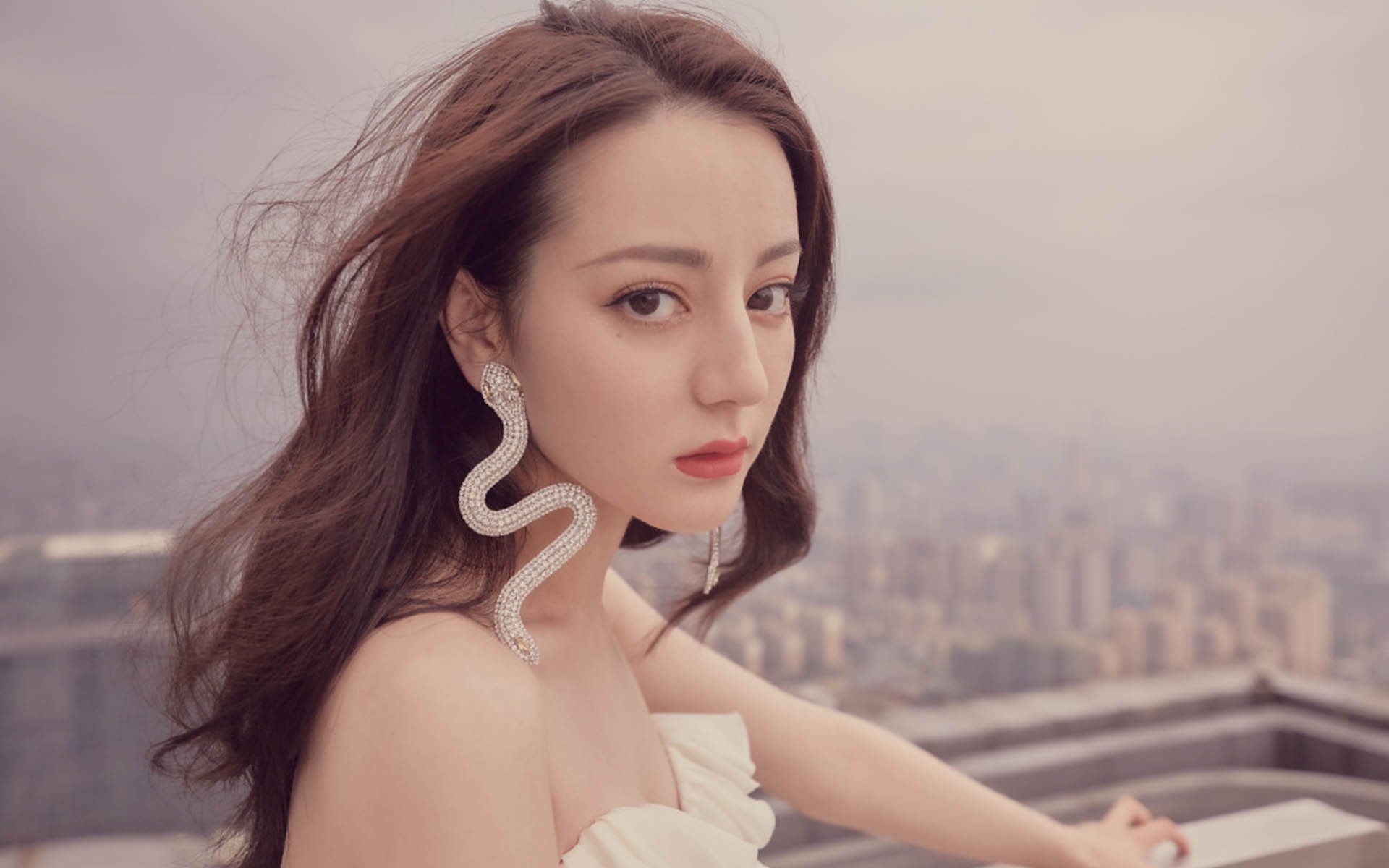 当篮球场化身世界杯舞台,开拓者绝境重生映射绿茵哲学