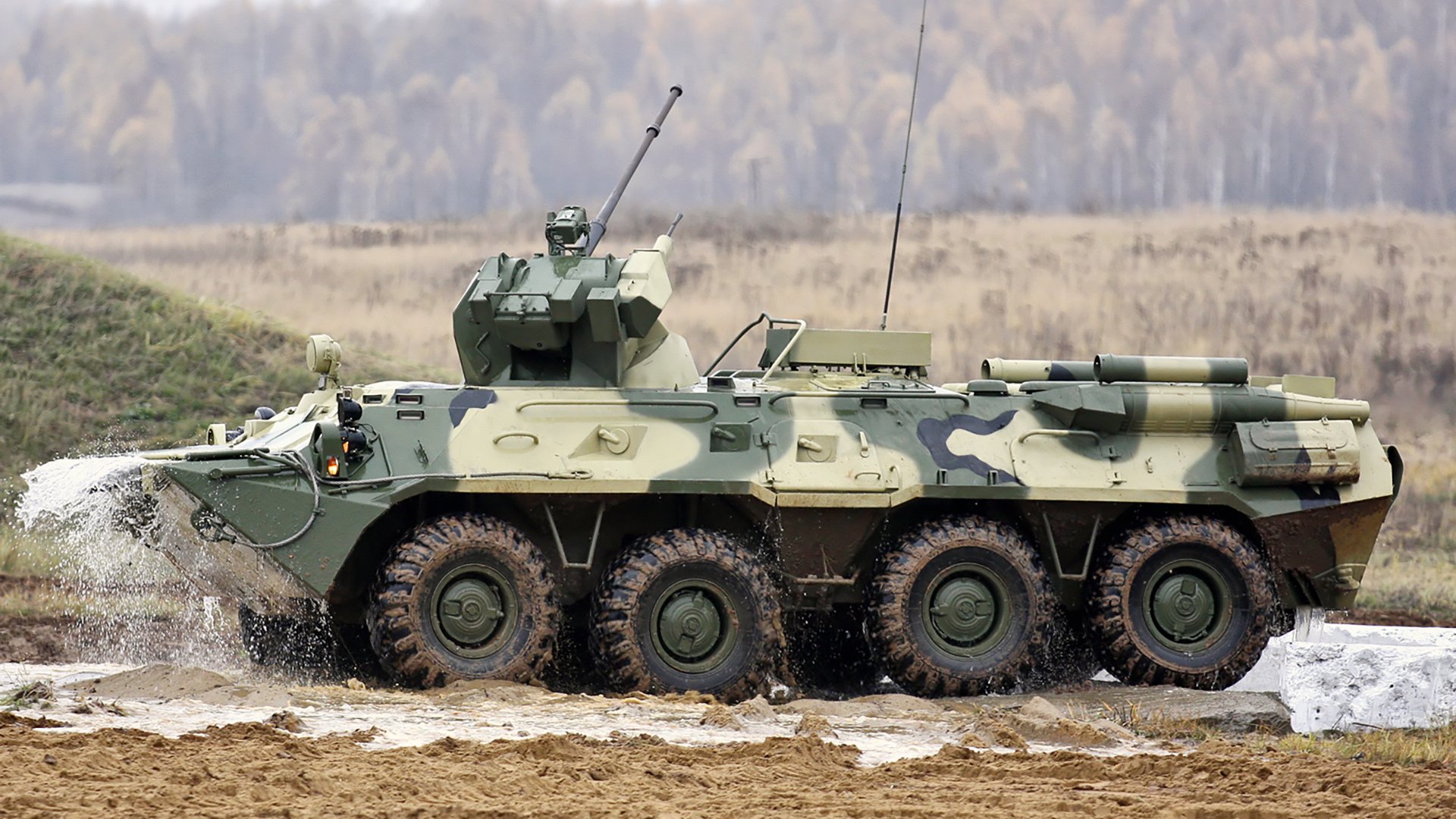 双重震撼，当深圳篮球铁流冲垮快船，保罗在亚平宁赛场完成致命接管