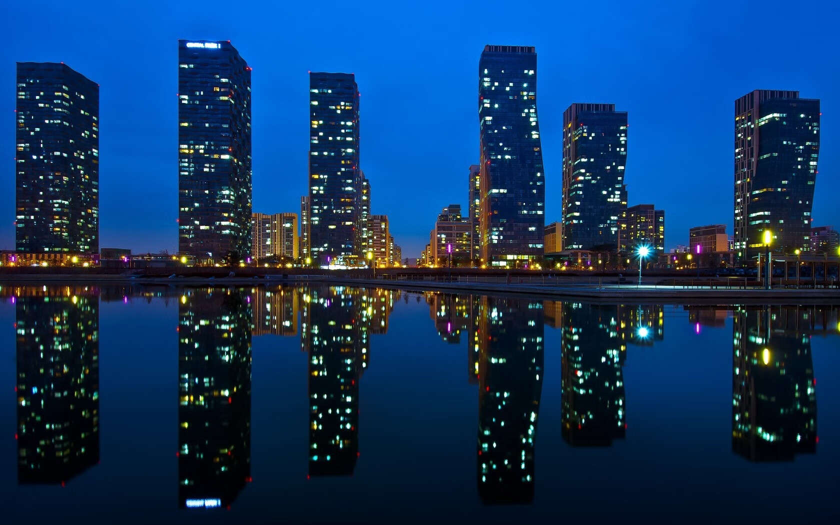 统治力时刻,浙江队单节风暴与马克西的欧冠封神—跨越赛场的英雄共鸣