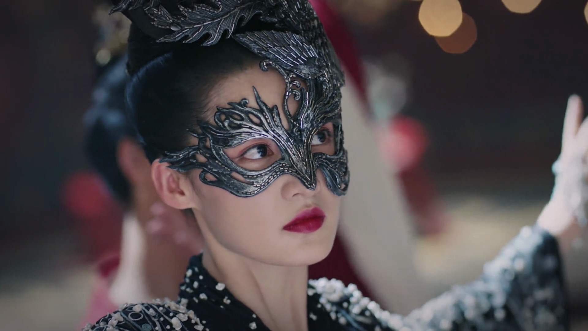 芬兰的极光熄灭时，克瓦拉茨赫利亚爆发与归隐的狮